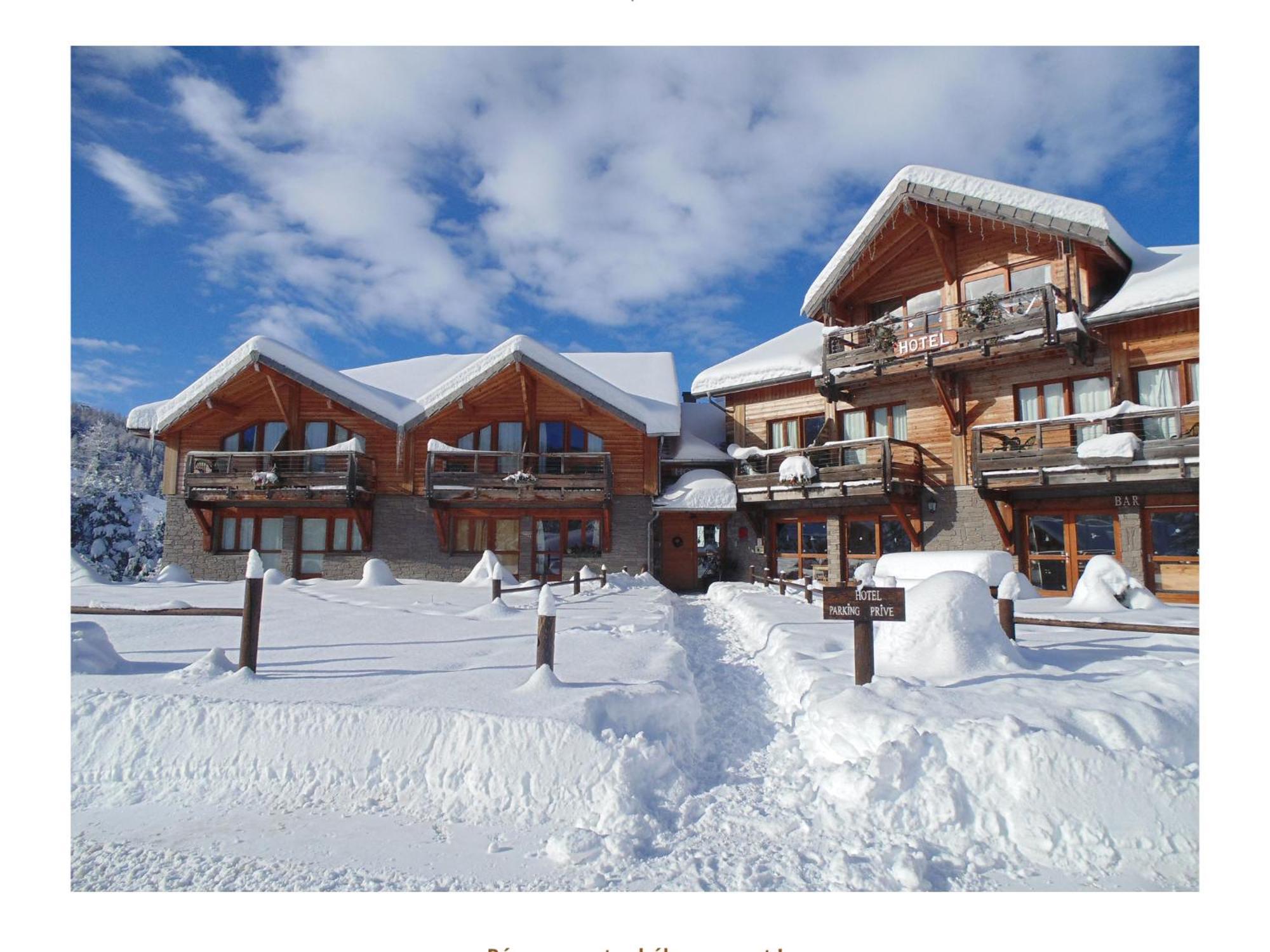 Sunweb Hotel L'Ecrin Des Neiges ลาจูดูลูป ภายนอก รูปภาพ